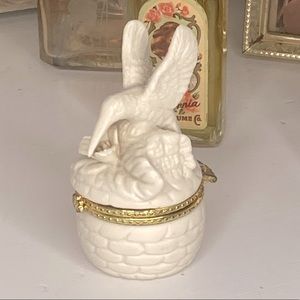 Vintage Hummingbird Trinket Box!!